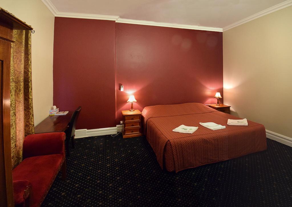 The Palace Hotel Kalgoorlie Extérieur photo