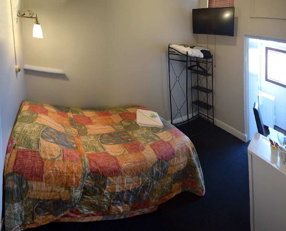 The Palace Hotel Kalgoorlie Extérieur photo
