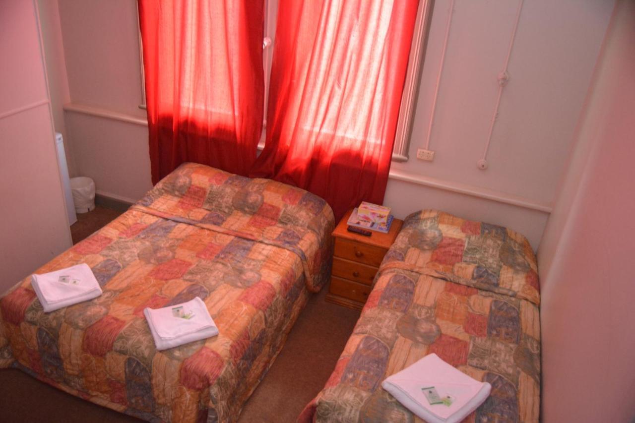 The Palace Hotel Kalgoorlie Extérieur photo